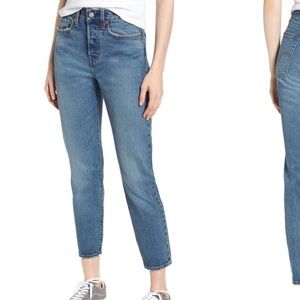 Levi’s Wedge high waisted jeans ✨